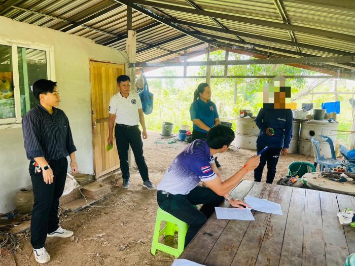 วันที่ ๒๙ มีนาคม ๒๕๖๗ เทศบาลตำบลบ้านค้อ ลงพื้นที่ให้ความอนุเคราะห์ติดตามผู้ต้องราชทัณฑ์ที่ได้รับการปล่อยตัวตำบลบ้านค้อ เพื่อเปิดโอกาสให้ผู้ต้องราชทัณฑ์ เข้าถึงบริการทางสังคมอย่างทั่วถึง 