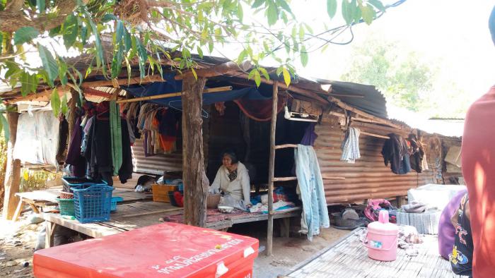 ก่อสร้างบ้านผู้พิการ บ้านท่าศิลา ม.6 