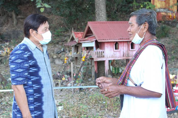 วันพุธที่ ๑๖ พฤศจิกายน ๒๕๖๕ เทศบาลตำบลบ้านค้อ ร่วมพิธีบวงสรวงศาลปู่หลุบ เพื่อขออนุญาตก่อสร้างศาลปู่หลุบแห่งใหม่ (แต่ในบริเวณเดิม)กำหนดก่อสร้างศาล ในระยะเวลา ๖ เดือน