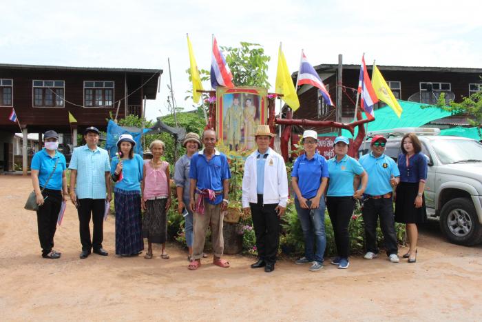 คณะกรรมการประเมินลงพื้นที่ประเมินการประกวดหน้าบ้านสวย หลังบ้านสวน ในบ้านงาม