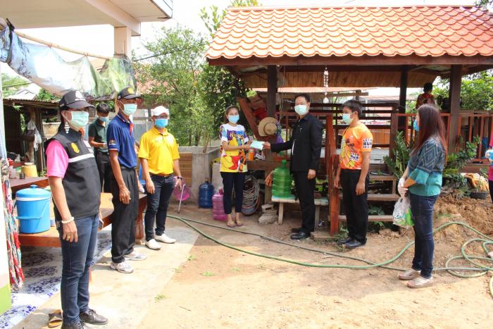 หัวหน้าส่วนราชการจังหวัดหนองบัวลำภูลงพื้นที่ติดตามตรวจเยี่ยมผู้กักตัว 14 วัน ที่มาจากพื้นที่เสี่ยง ครั้งที่ 7